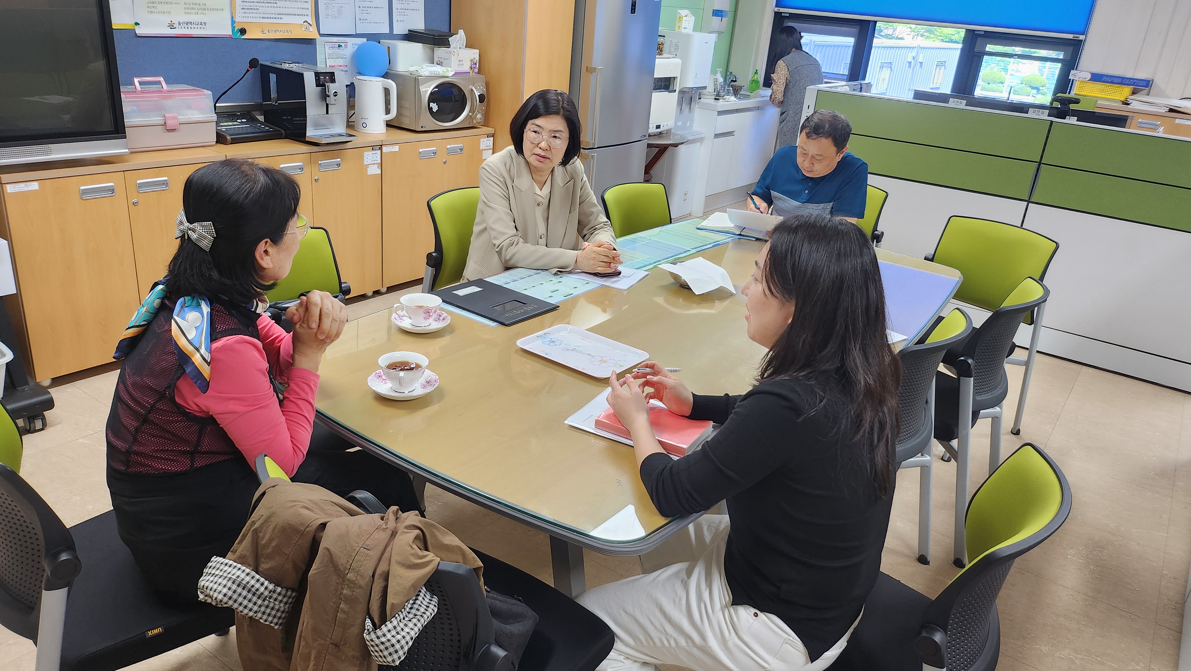 강북지원청, 이음단 초중학교 방문 첫 만남 현장 지원 (2).jpg